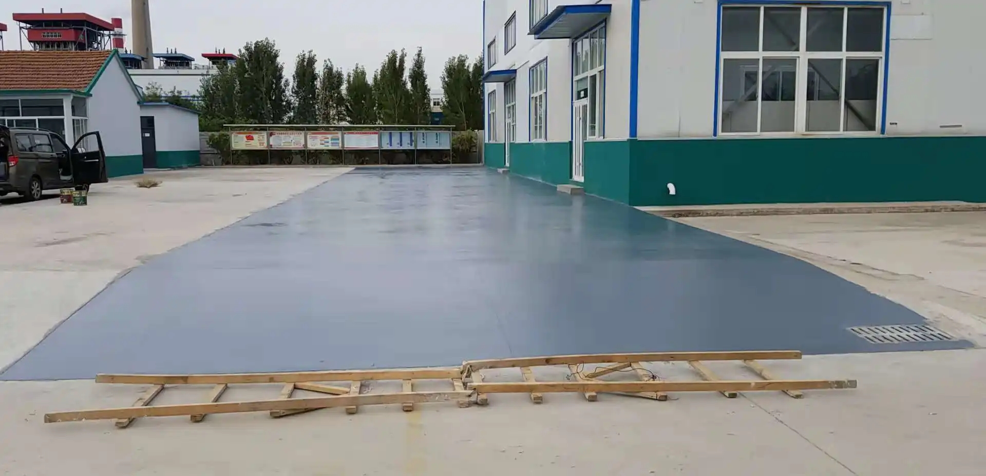 锡林郭勒车间厂房地坪漆修补翻新